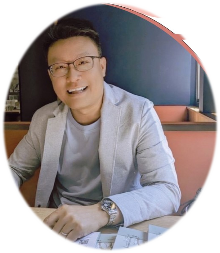 Principal Wang Sheng-chung · 校長王勝忠